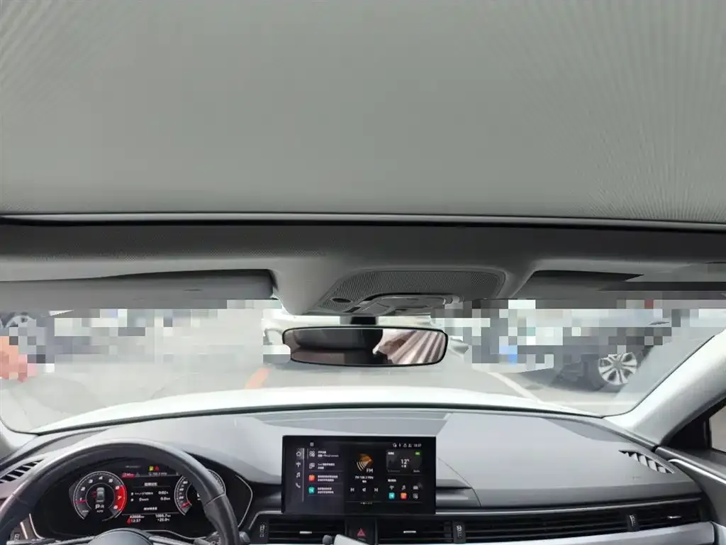 Audi A4L 2021 из CN, фото 9