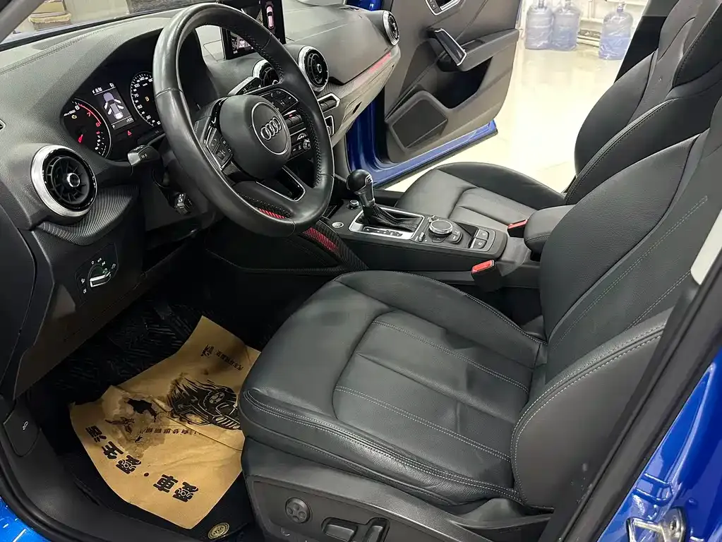 Audi Q2L 2022 из CN, фото 8