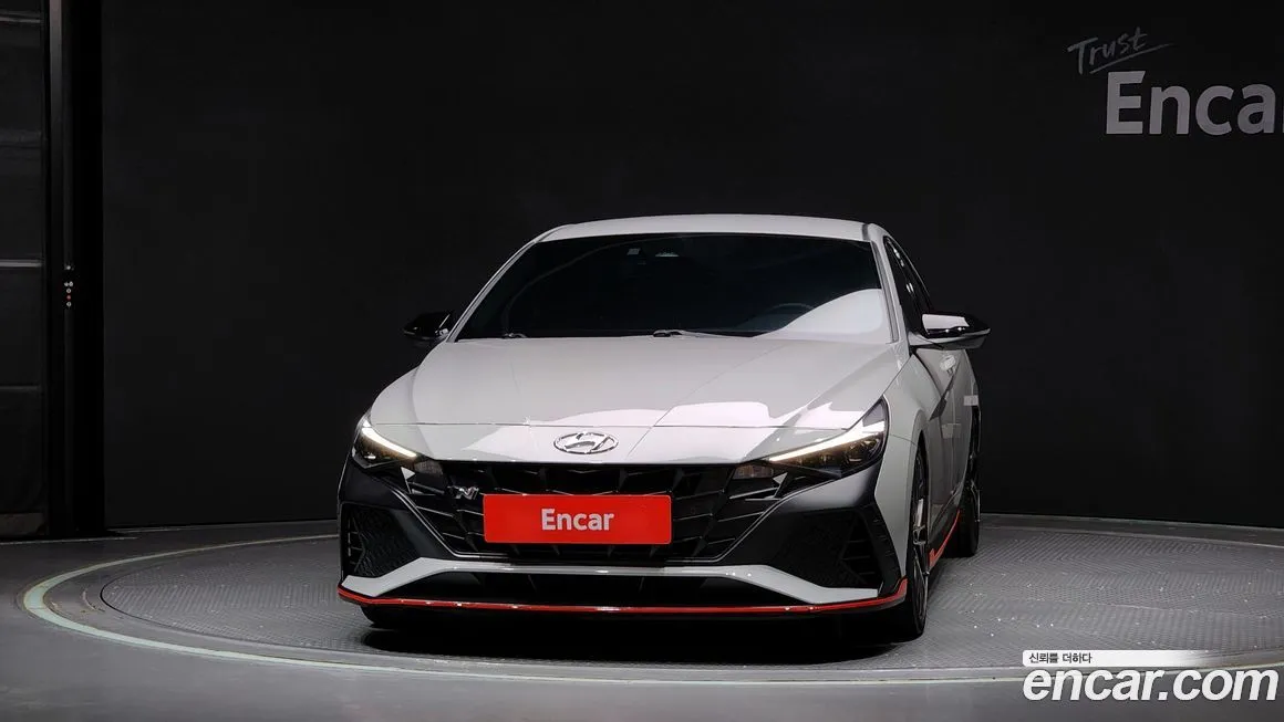 Hyundai AVANTE — фото 3