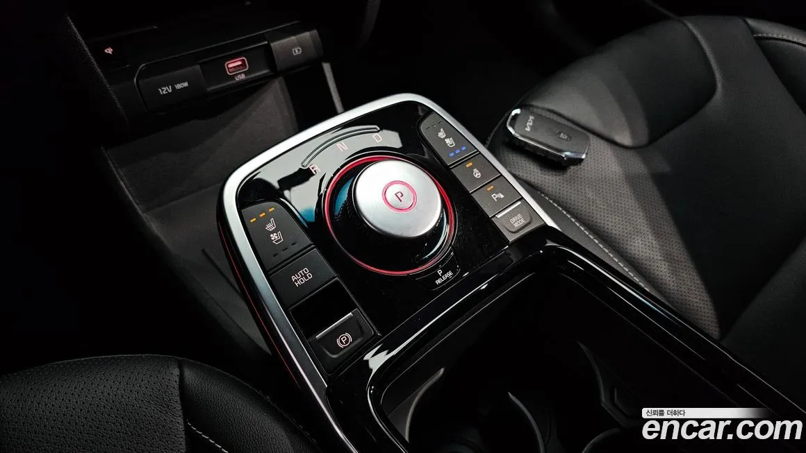Kia Niro — фото 9