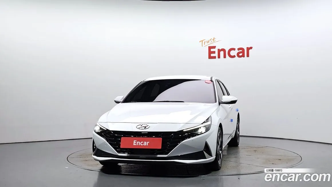 Hyundai AVANTE — фото 3