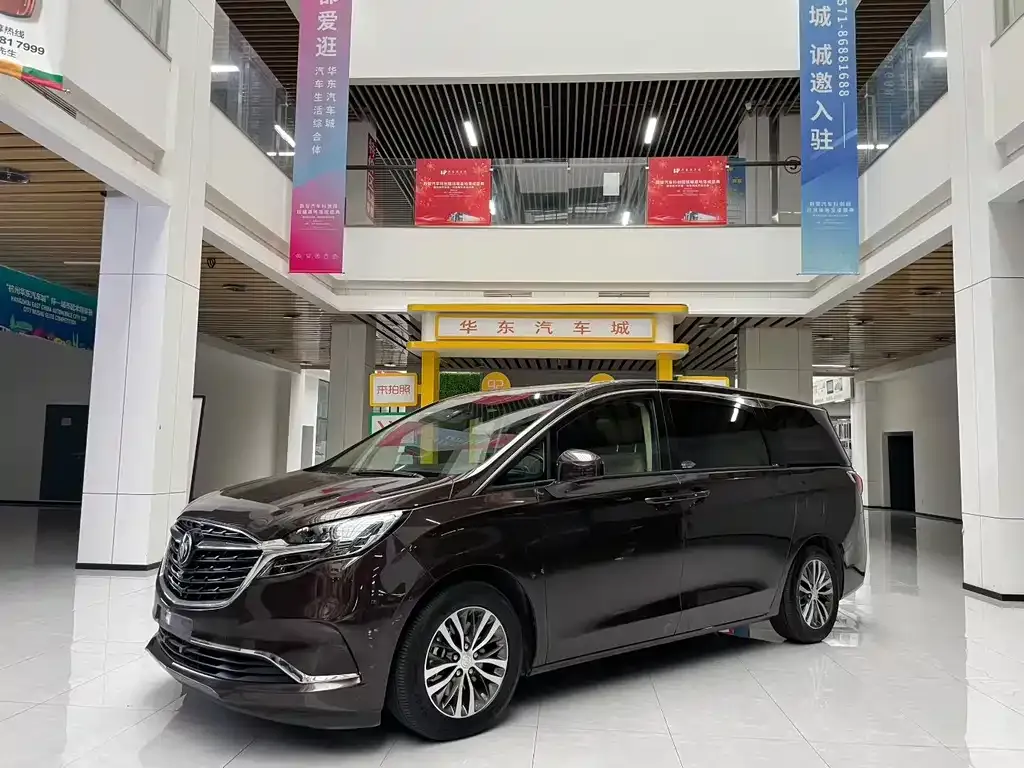 Buick GL8 2021 из CN, фото 1