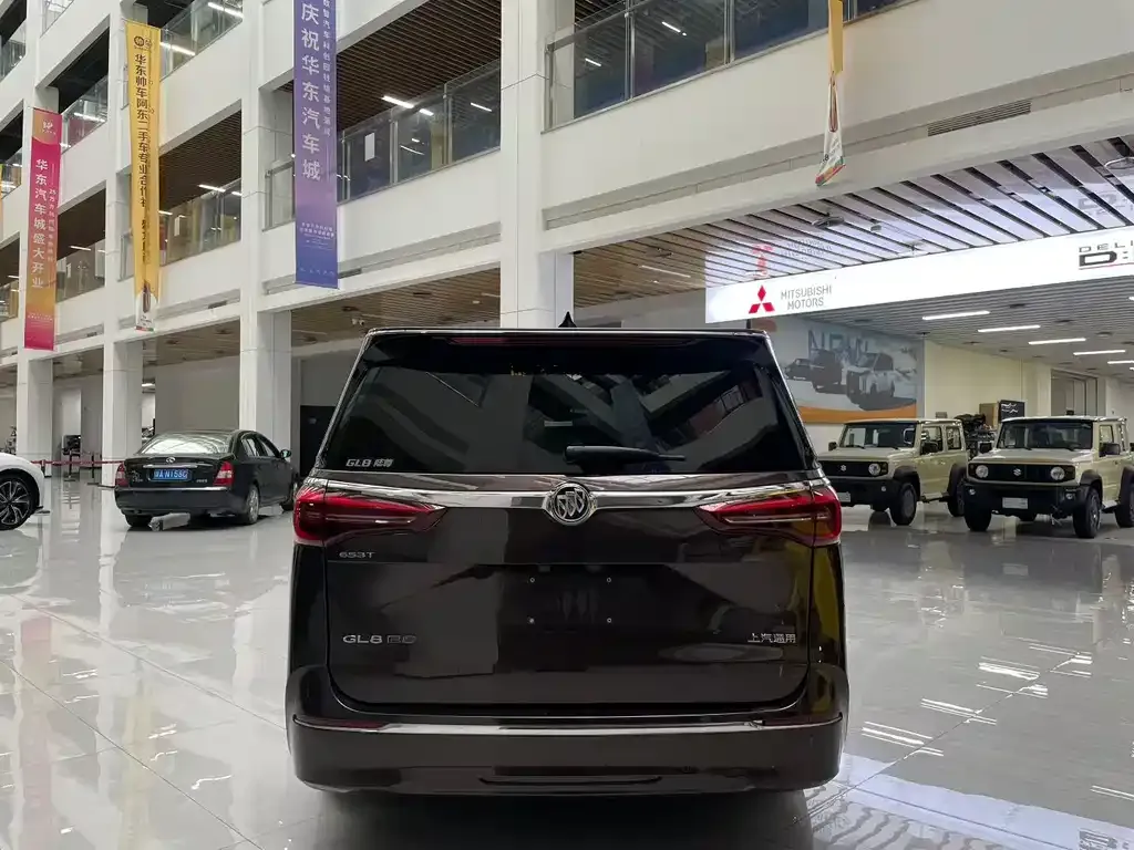 Buick GL8 2021 из CN, фото 3