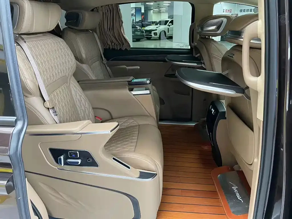 Buick GL8 2021 из CN, фото 8