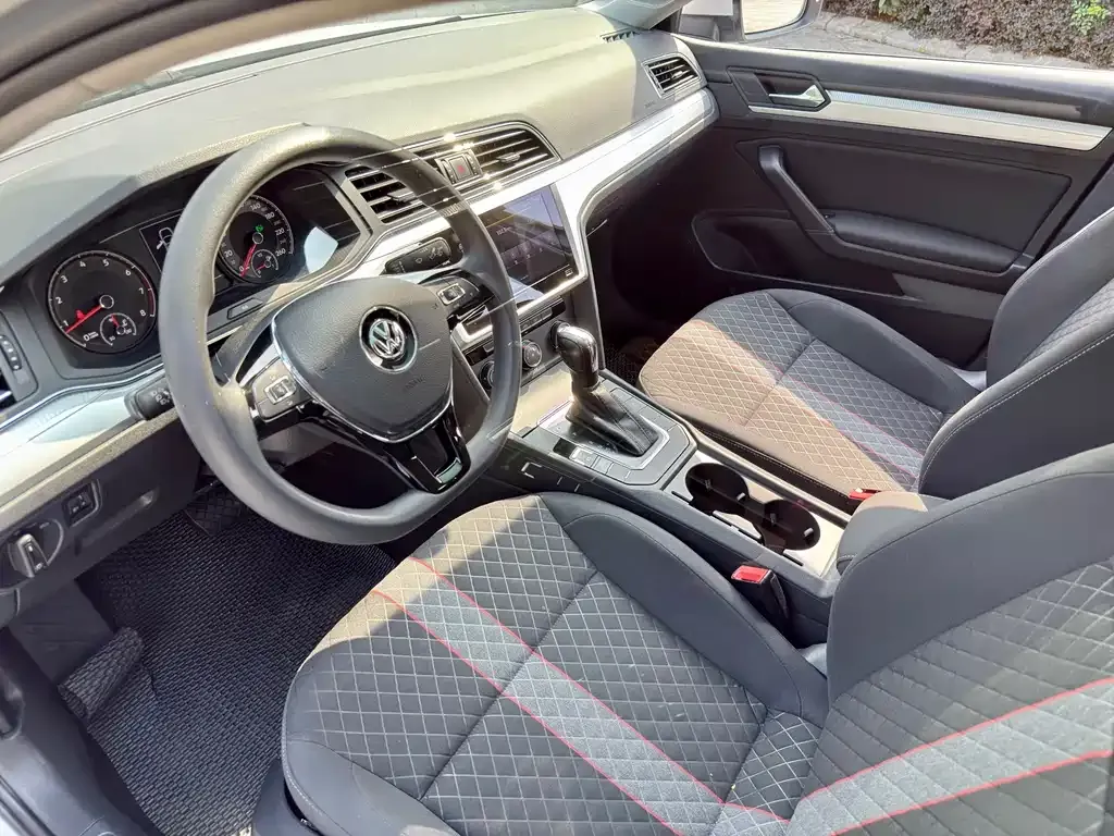 Volkswagen Lamando 2022 из CN, фото 10