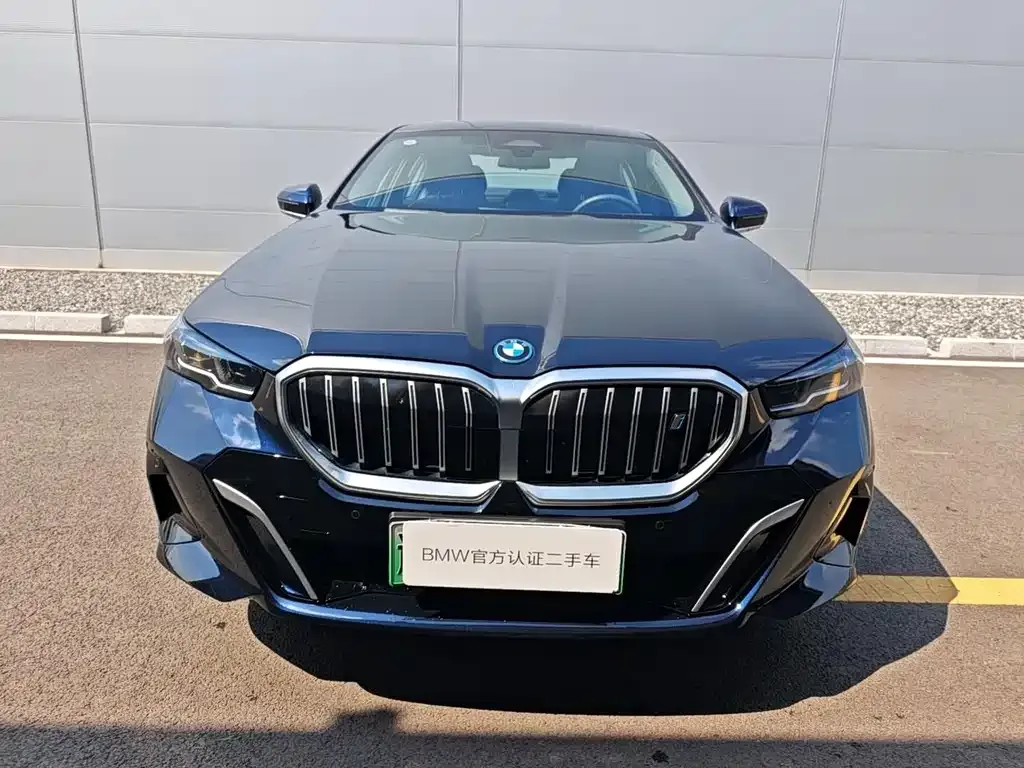 BMW i5 2025 из CN, фото 3