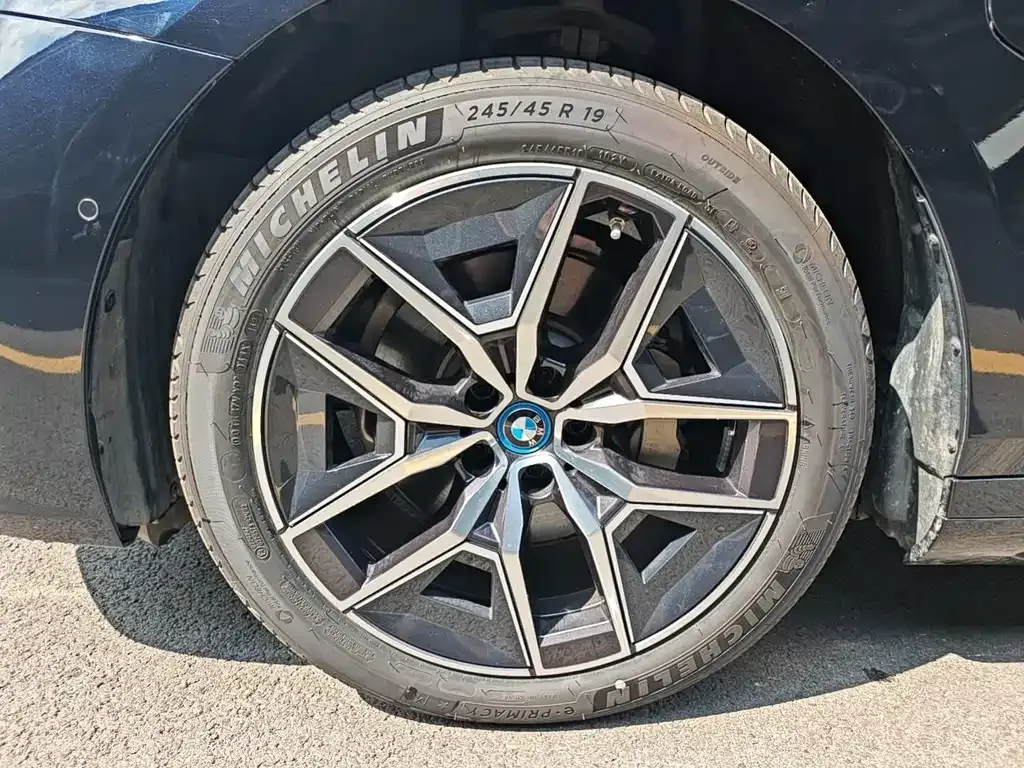 BMW i5 2025 из CN, фото 7