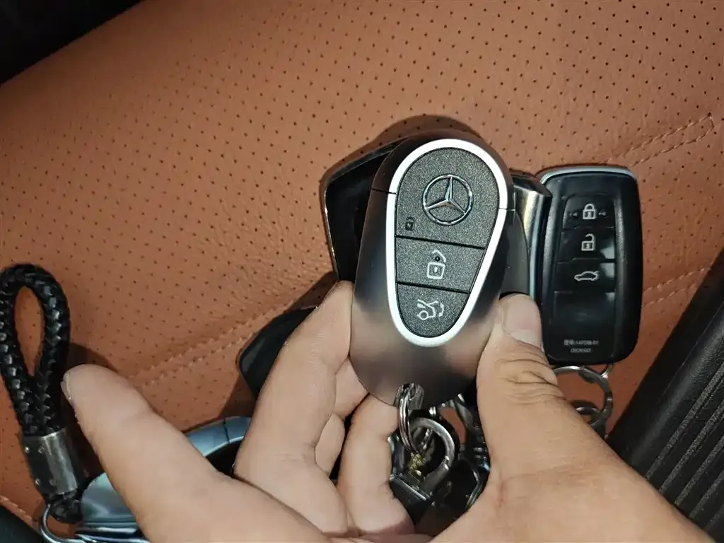 Mercedes-Benz C-Class 2023 из CN, фото 9