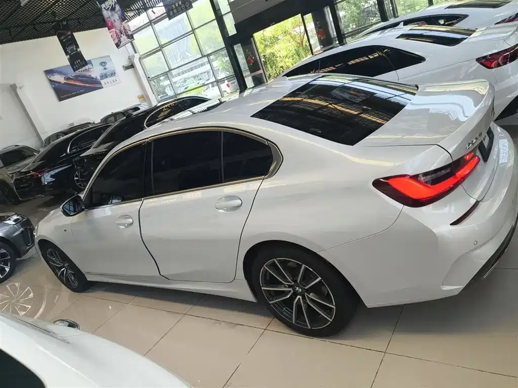BMW 3 Series 2022 из CN, фото 5