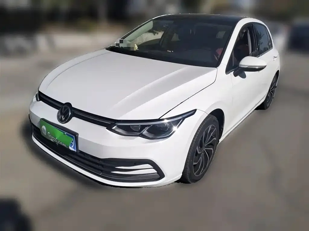 Volkswagen Golf 2022 из CN, фото 2