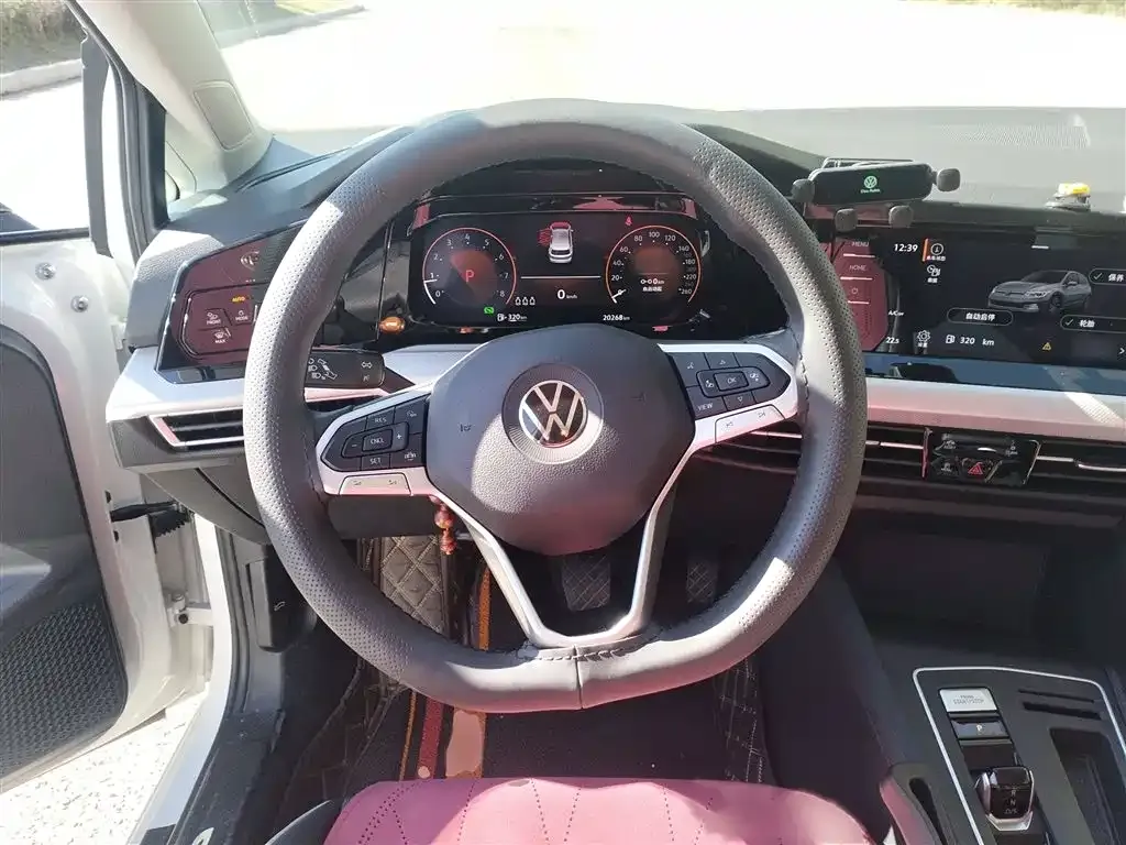 Volkswagen Golf 2022 из CN, фото 3