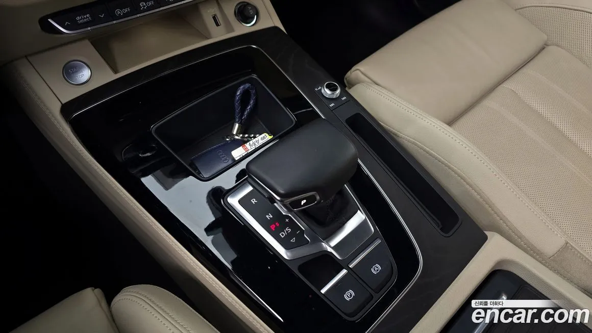 Audi Q5 2023 из KR, фото 9