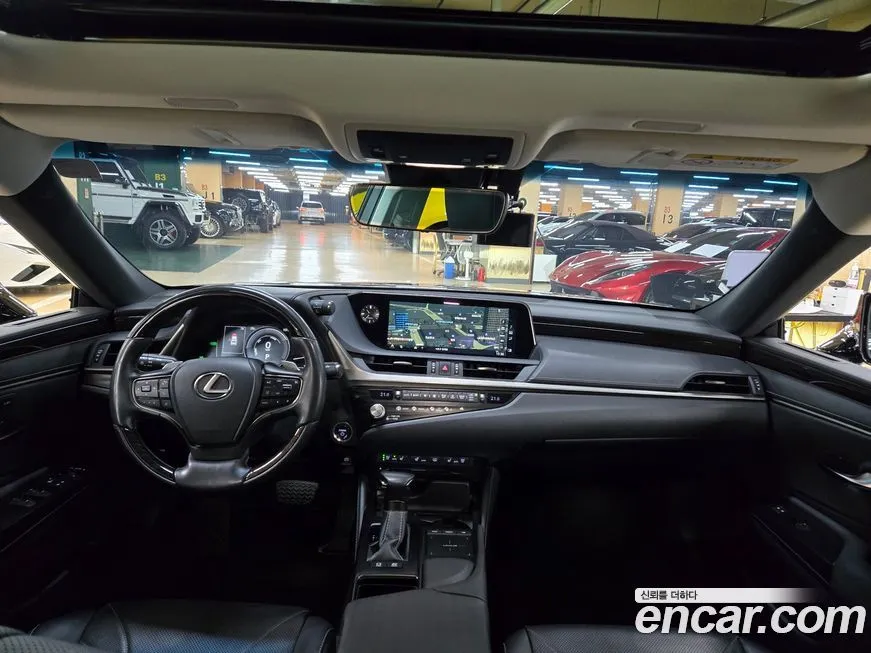 Lexus ES 2021 из KR, фото 8