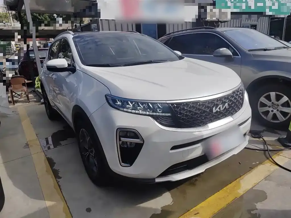 Kia KX5 2023 из CN, фото 4