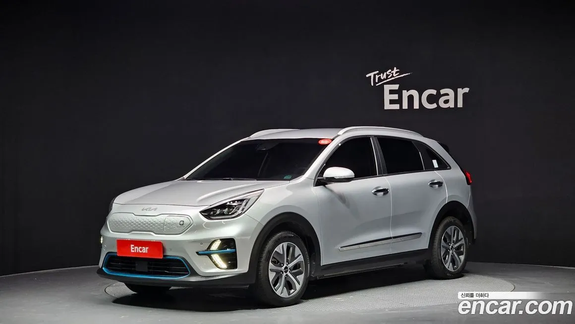 Kia Niro — фото 1