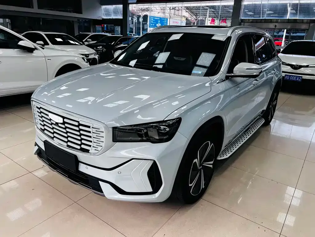 Geely Xingyue L — фото 1