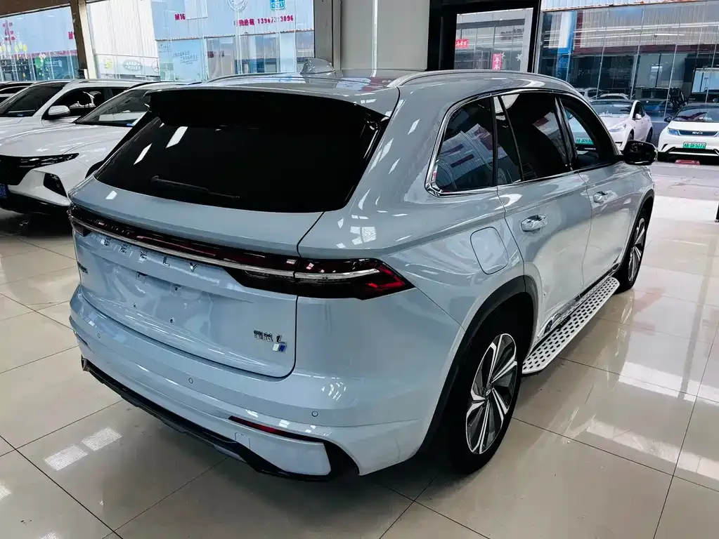 Geely Xingyue L — фото 10