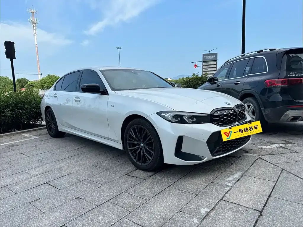 BMW 3 Series 2023 из CN, фото 2