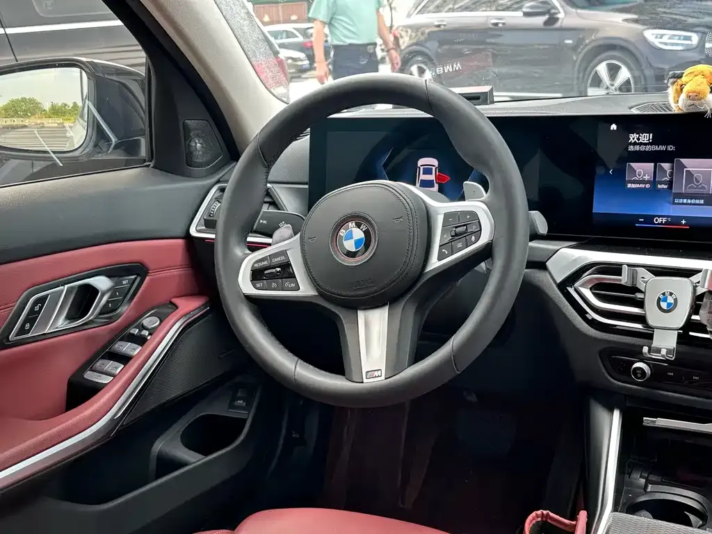 BMW 3 Series 2023 из CN, фото 8