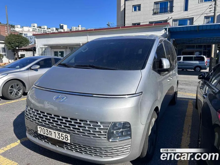 Hyundai Staria — фото 2
