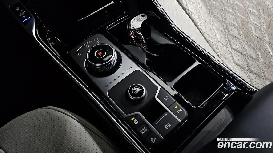 Kia Sorento — фото 9