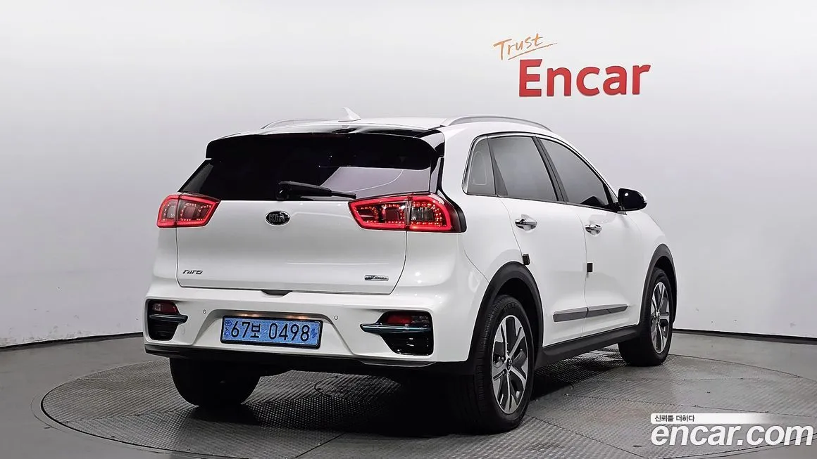Kia Niro — фото 2