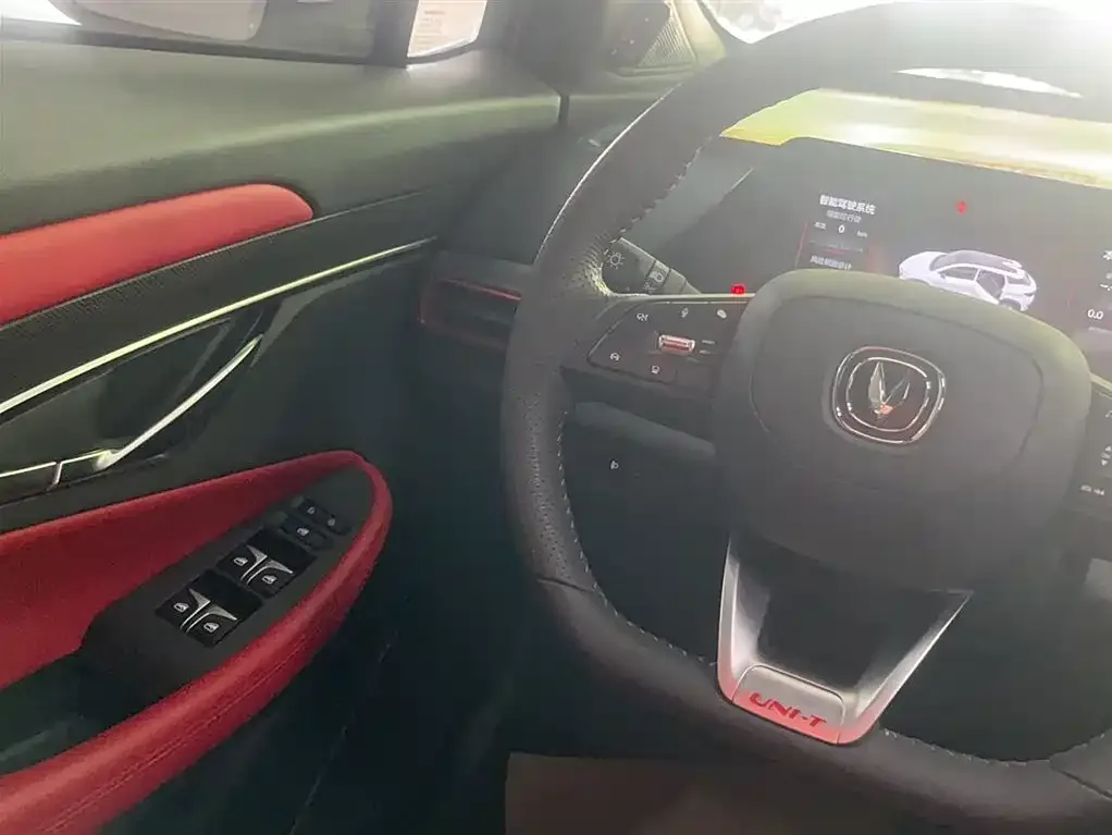 Changan UNI-T 2021 из CN, фото 2