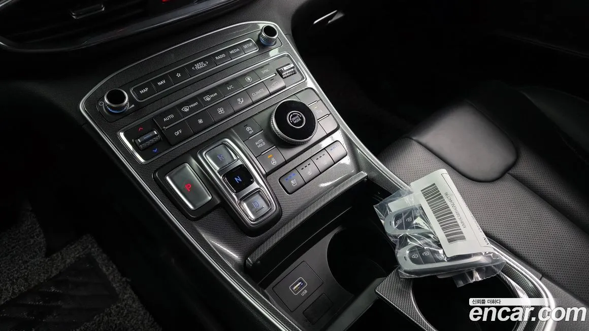 Hyundai Santafe — фото 9