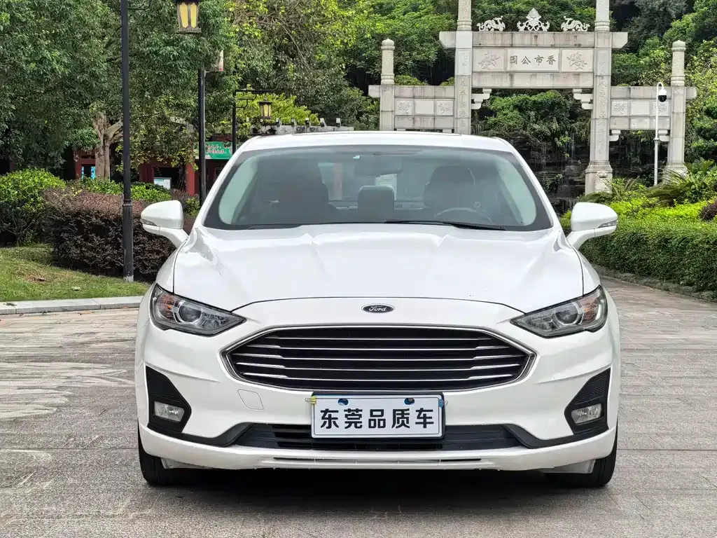 Ford Mondeo 2021 из CN, фото 2