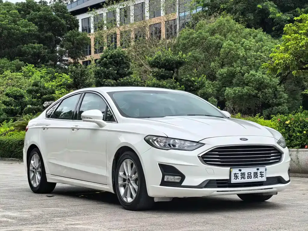 Ford Mondeo 2021 из CN, фото 3