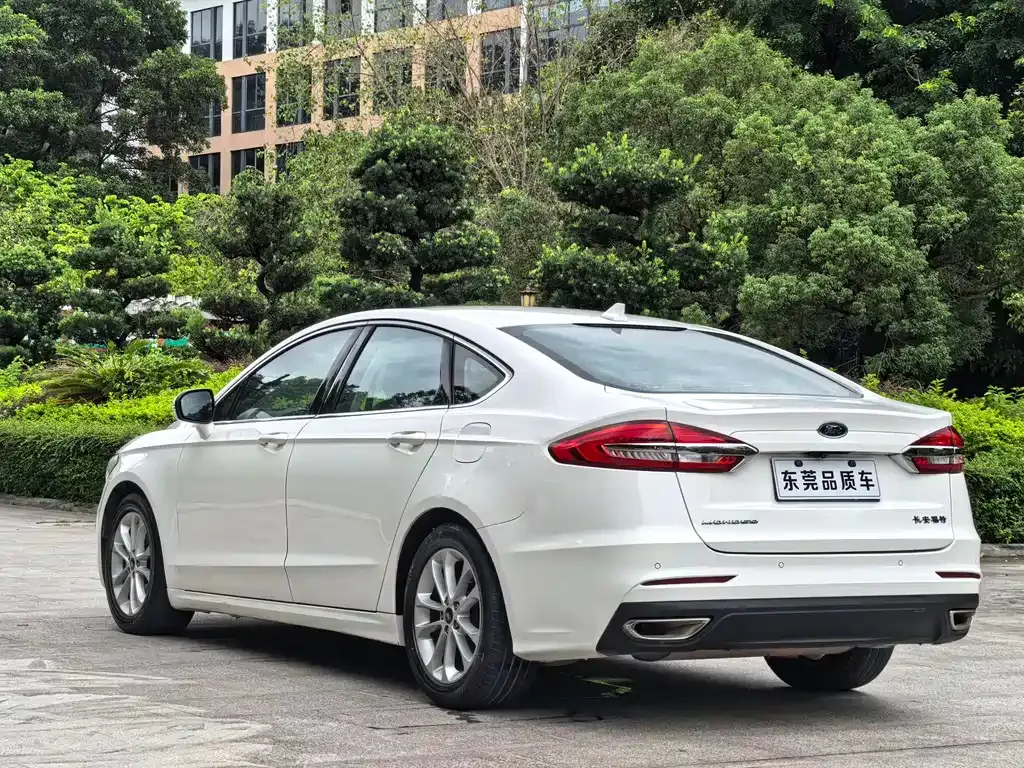 Ford Mondeo 2021 из CN, фото 4