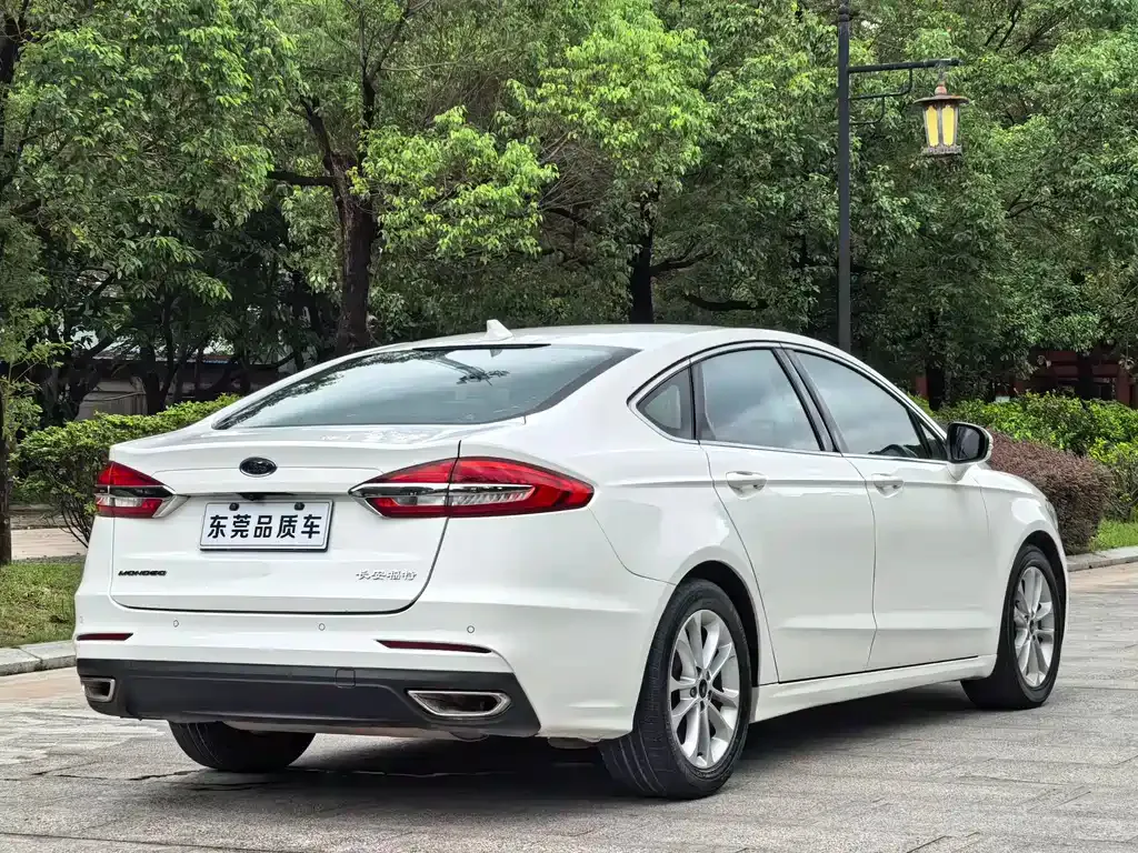 Ford Mondeo 2021 из CN, фото 6