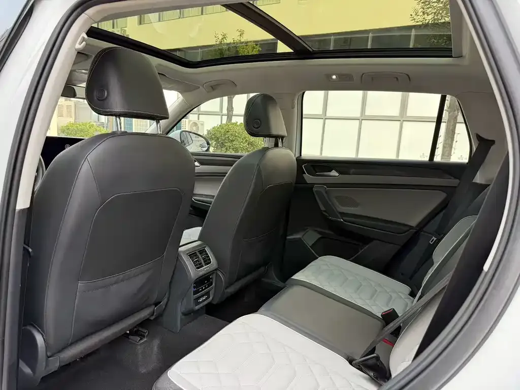 Volkswagen Tayron 2023 из CN, фото 6