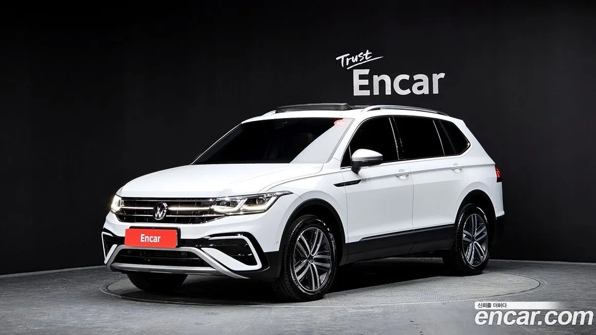 Volkswagen Tiguan — фото 1