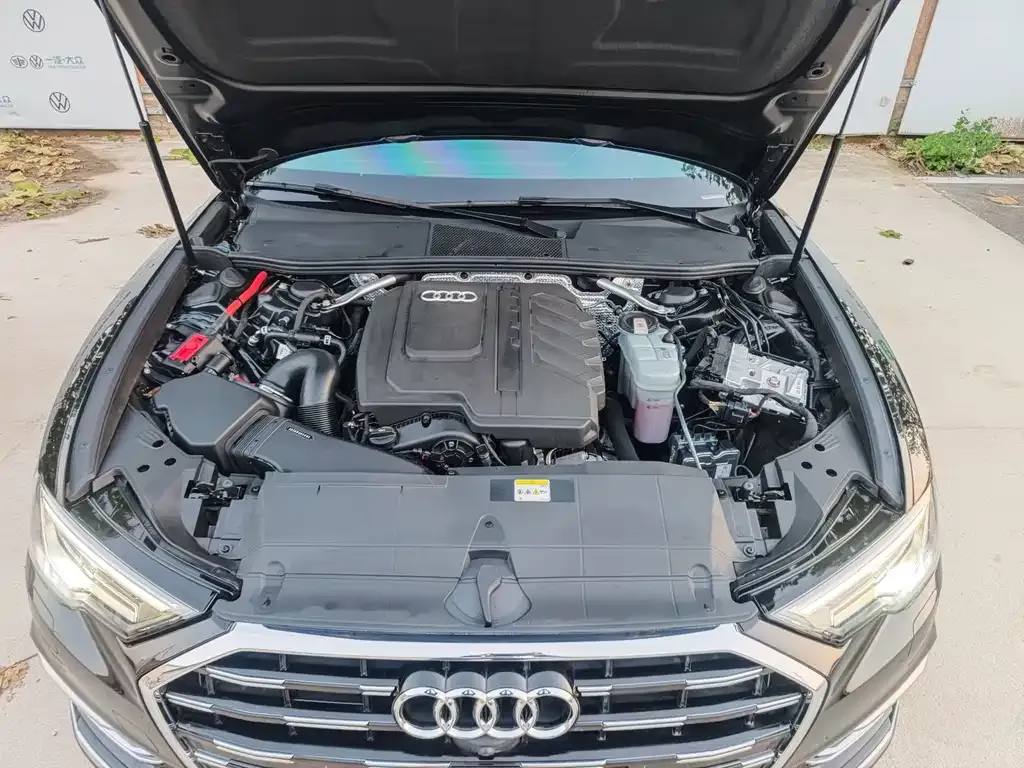 Audi A6L 2024 из CN, фото 10