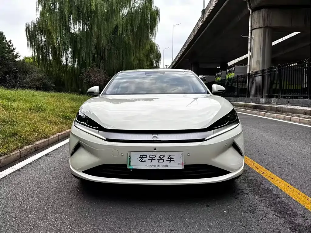 BYD Qin L — фото 2