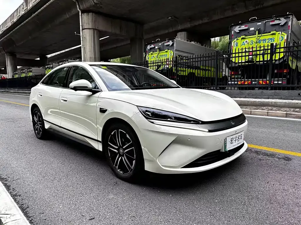 BYD Qin L — фото 3