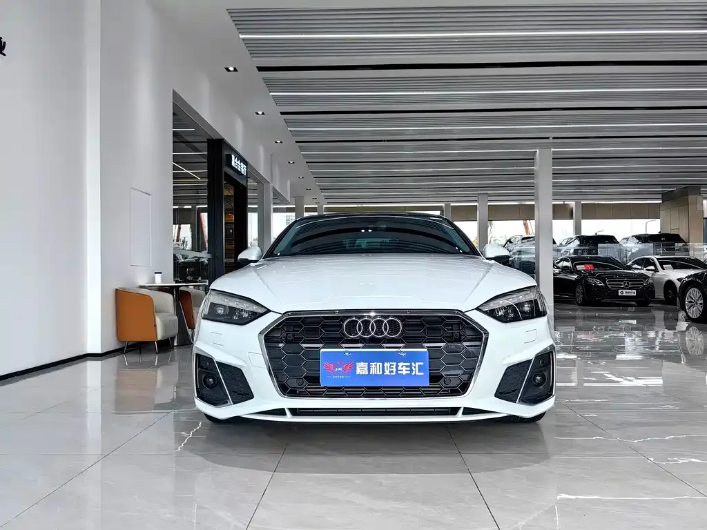 Audi A5 (Import) — фото 2