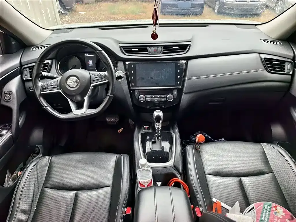 Nissan X-Trail — фото 9