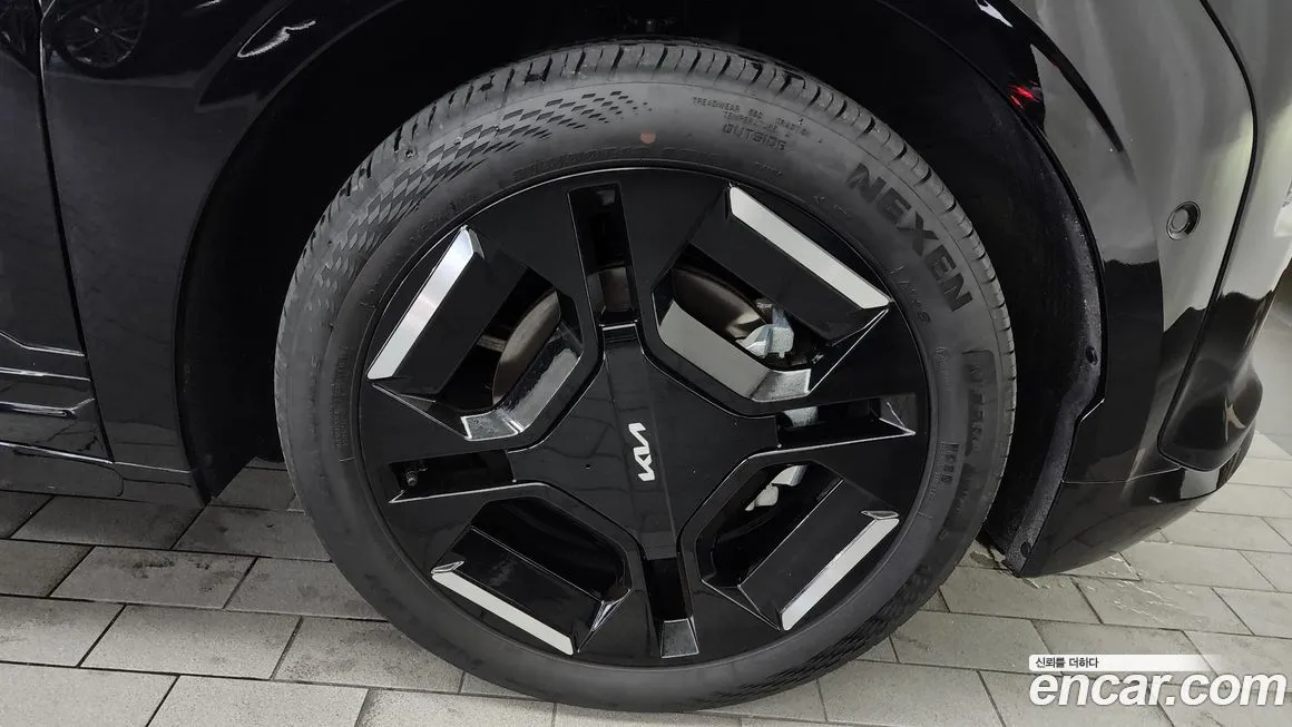 [object Object] EV3 2025 из KR, фото 5