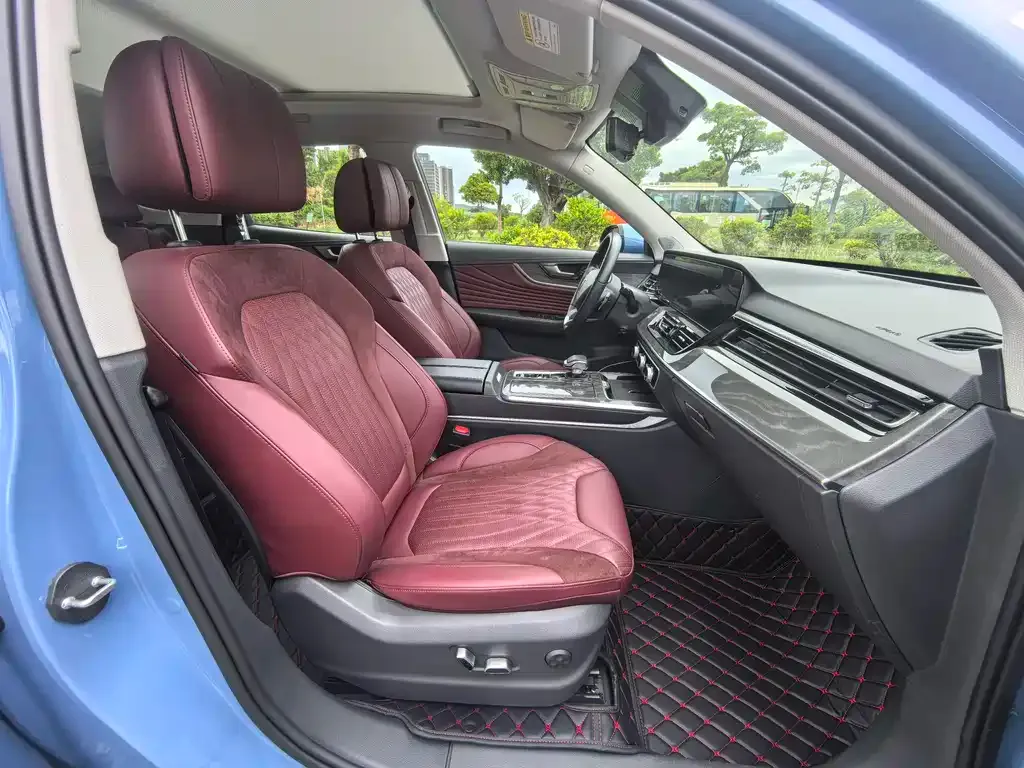 Hongqi HS5 2023 из CN, фото 8