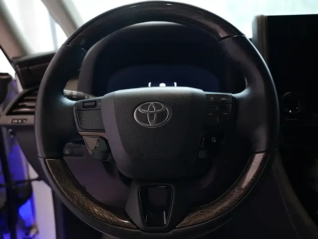 Toyota Alphard 2024 из CN, фото 8