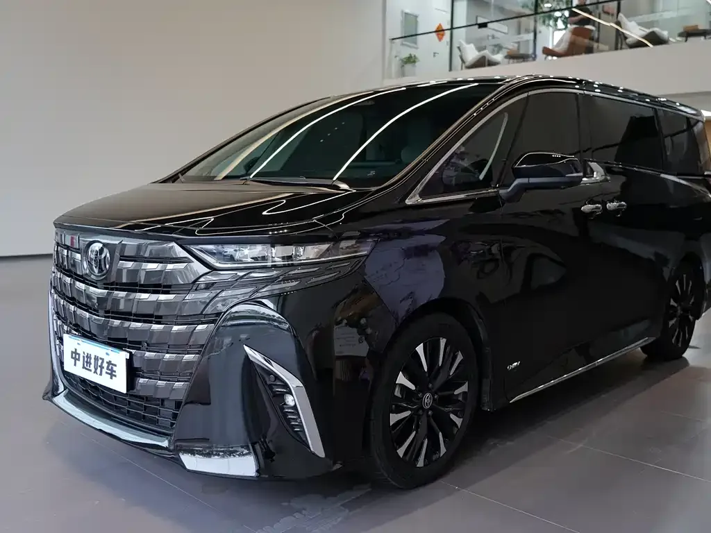 Toyota Alphard 2024 из CN, фото 9