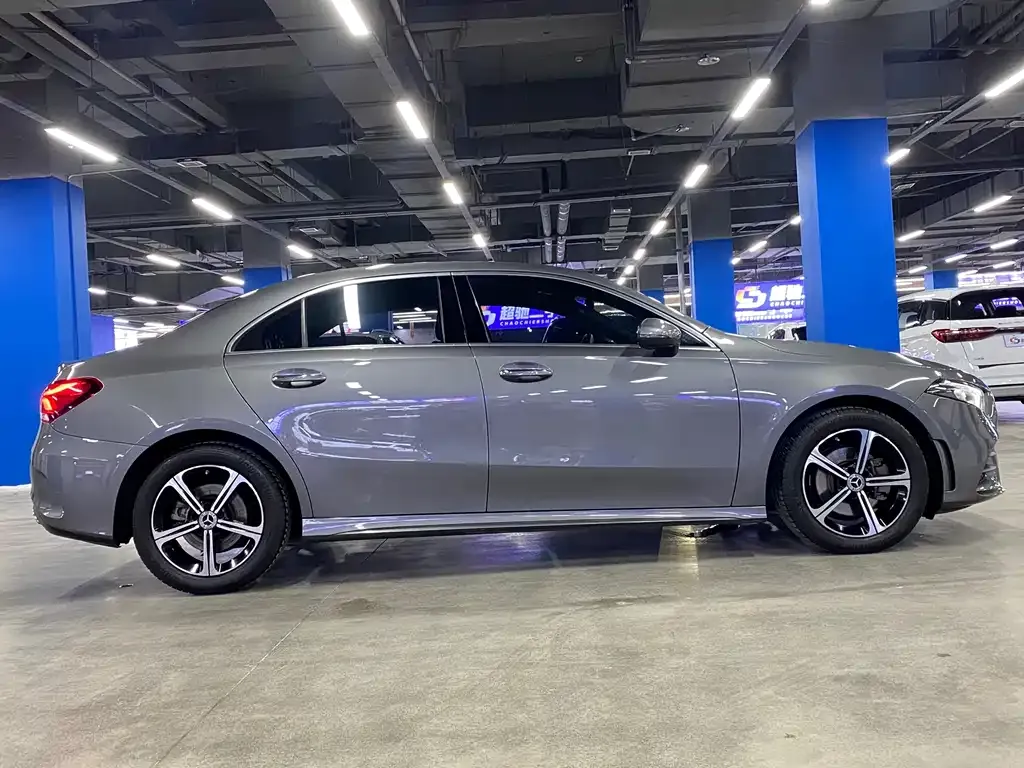 Mercedes-Benz A-Class 2023 из CN, фото 7