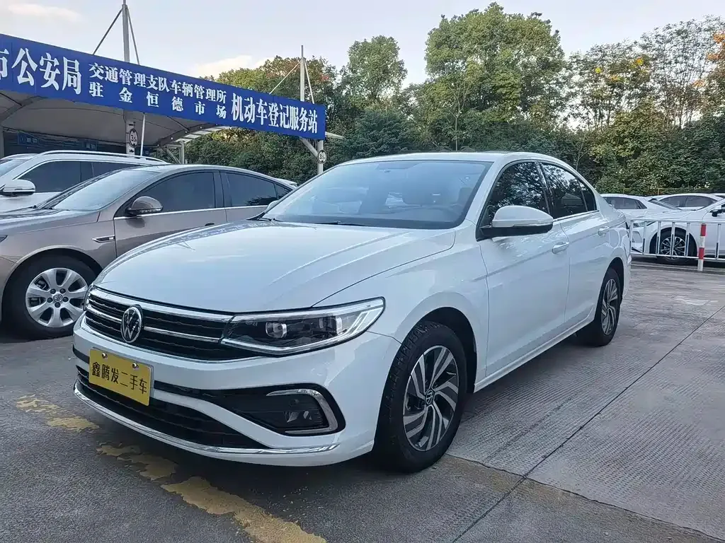 Volkswagen Bora 2023 из CN, фото 1
