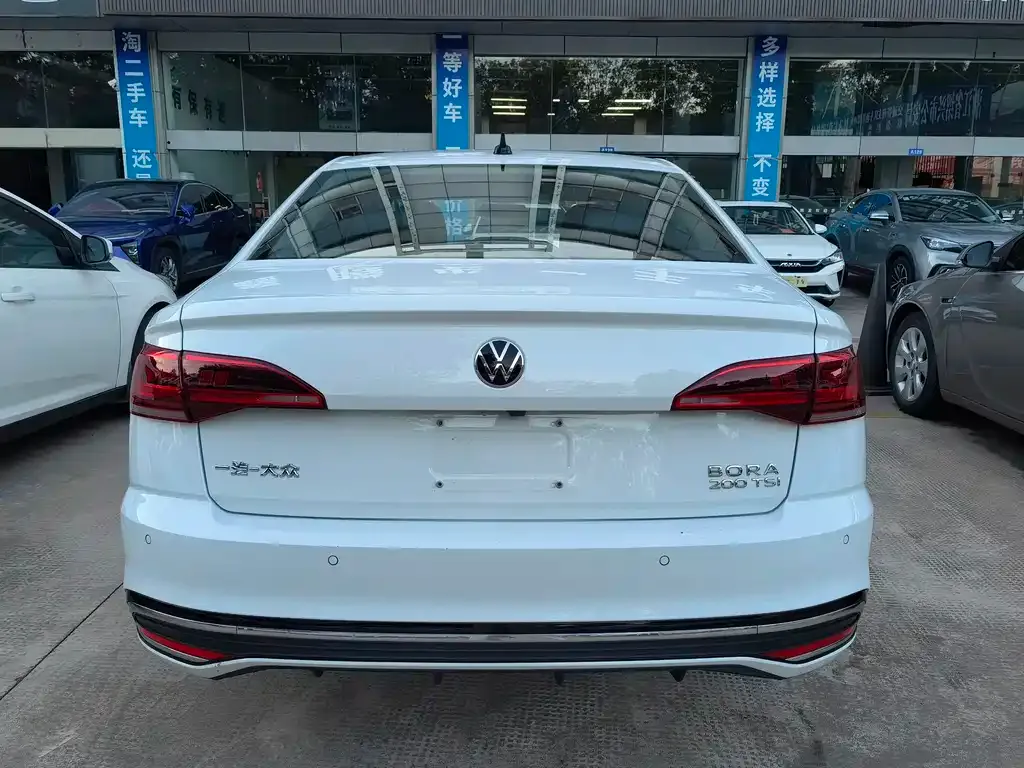 Volkswagen Bora 2023 из CN, фото 5