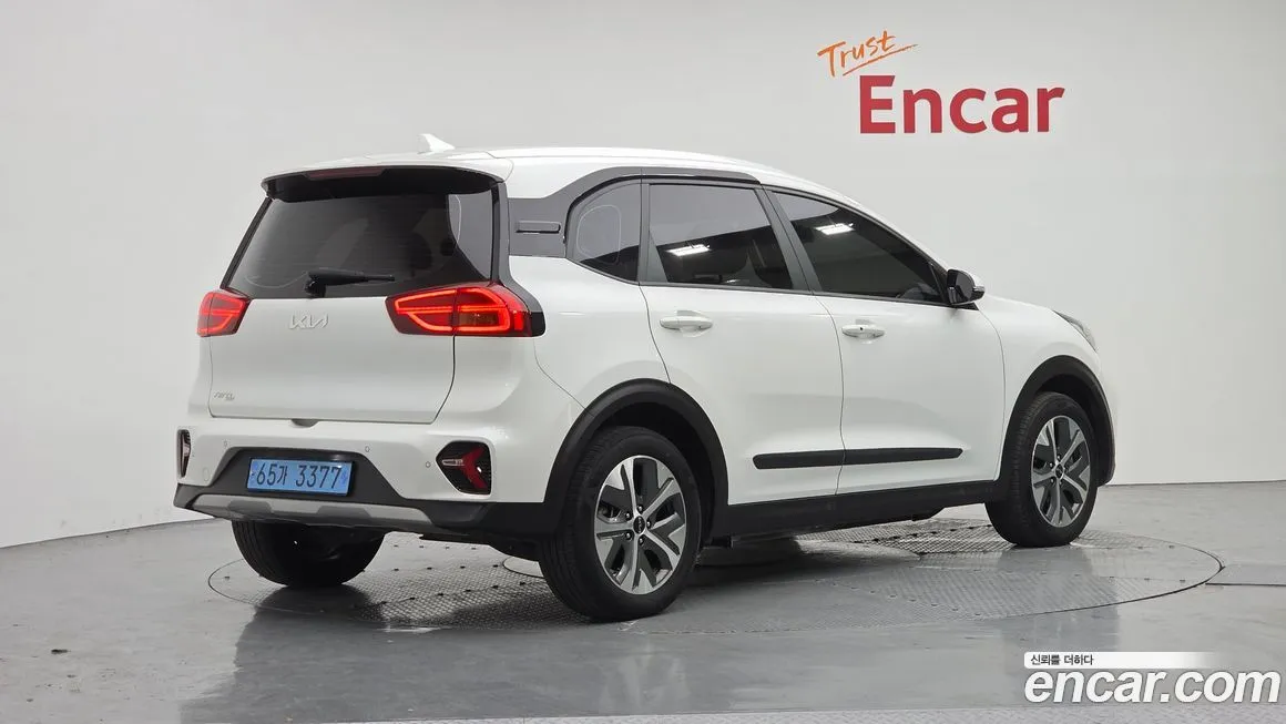 Kia Niro — фото 2