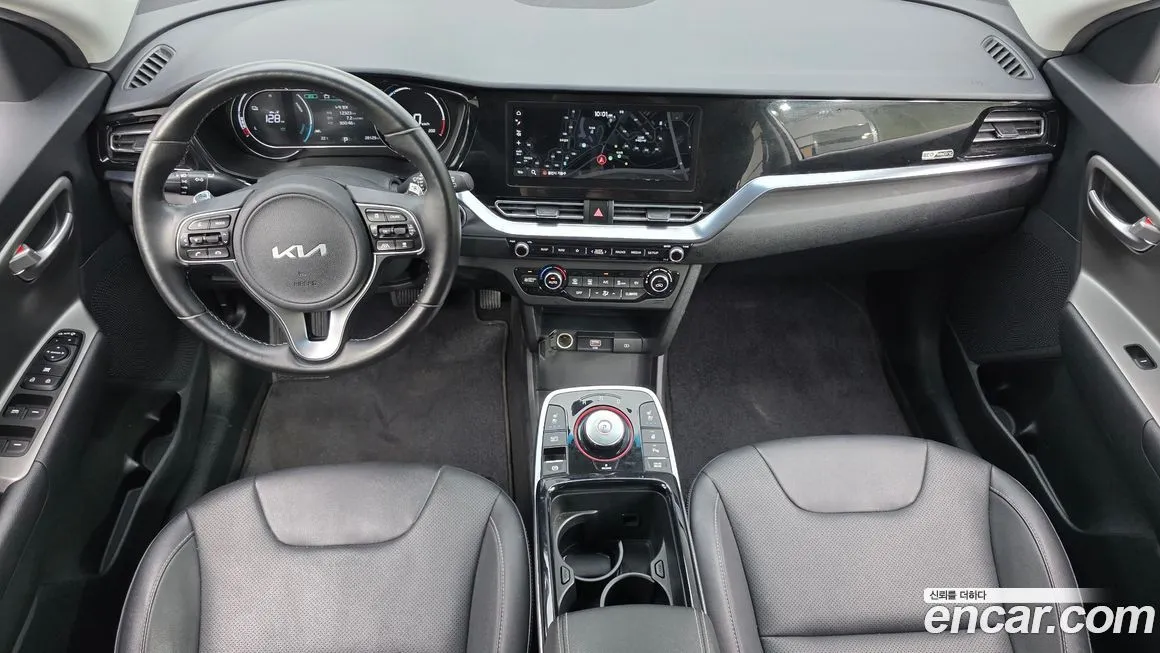 Kia Niro — фото 7