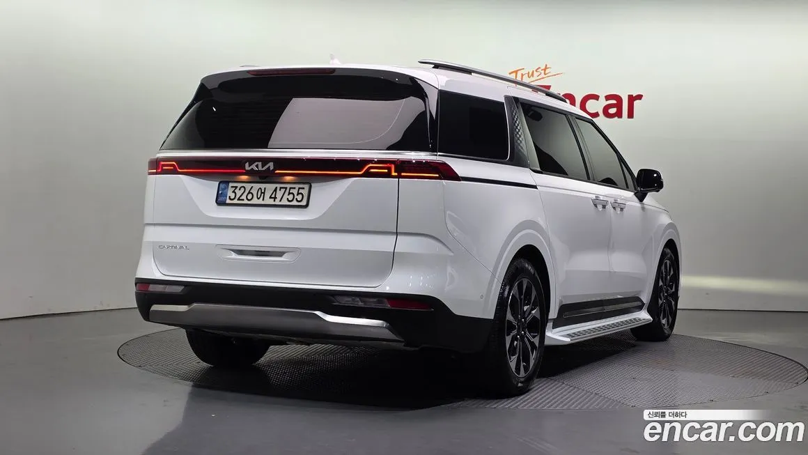 Kia Carnival — фото 2
