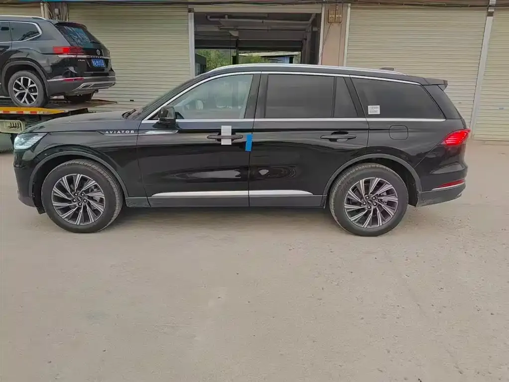 Lincoln Aviator 2025 из CN, фото 6